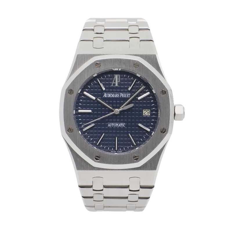 sport watches for men with advanced GPS tracking and fitness functions -Audemars Piguet Royal Oak 39mm Stahl 15300ST.OO.1220ST.02 - 2011 Archivauszug inkl.