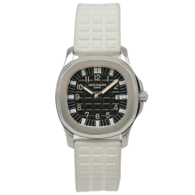 watches for men with unique, modern designs and advanced features -Patek Philippe Aquanaut Stahl Lady 2006 - 4960/1A-001