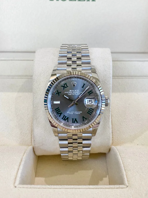 watches for women with diamond-encrusted bezel and sleek dial -2022 Rolex Datejust 36 126234