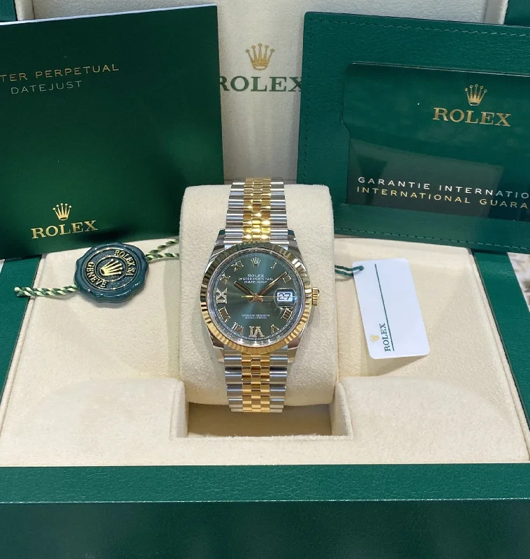 high-performance watches for men with advanced chronograph and date features -2022 Rolex Datejust 36 126233