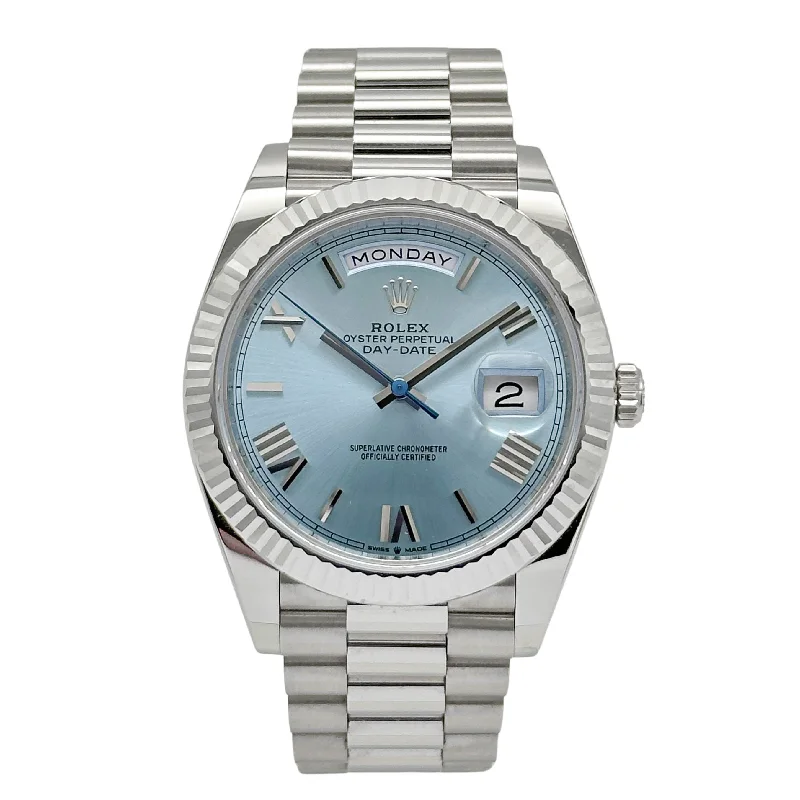 rugged watches for men with high water resistance and durability -Rolex Day Date 40 Platin 228236 - 2023